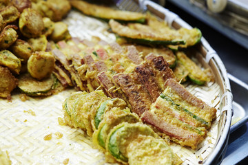 Korean food market 