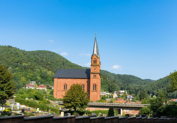 Fototapeta na wymiar Kirche in Wilgartswiesen