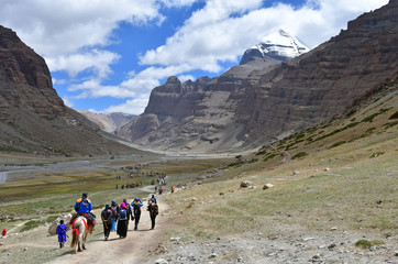Fototapeta premium Dorchen, Tibet, China. People with a horses making parikrama around Kailas in Tibet
