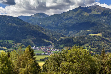 Fototapeta na wymiar Valley in Styria, Austria