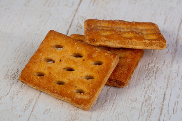 Appetizing salty crackers