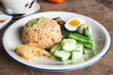 Fried Rice With Shrimp Paste