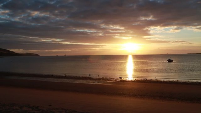 イギリス　マレー湾の朝日