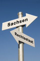 Rechtsstaat und Sachsen - Symbolfoto