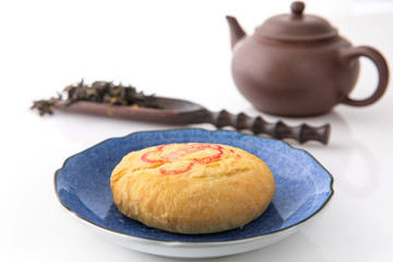 The family reunited for the Mid-Autumn Festival, enjoying the moon drinking tea and eating moon cakes, Taichung Sun Cake