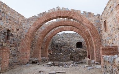 Fototapeta na wymiar Arcos de piedra medievales