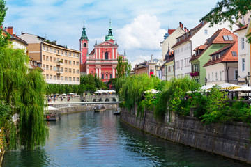 Fototapeta na wymiar Old town of Ljubljana, capital of Slovenia