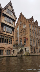 Naklejka premium Quiet canal in Bruges, Belgium