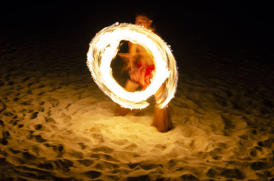 Samoan Fire Dance