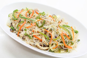 チャプチェ　韓国料理