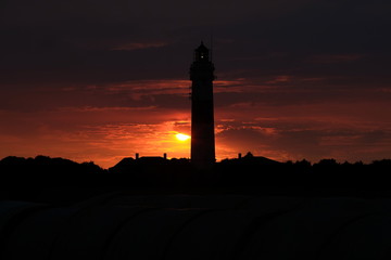 Das rot der untergehenden Sonne