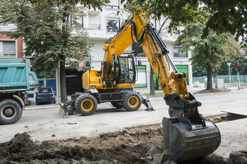 Excavator hydraulics tires