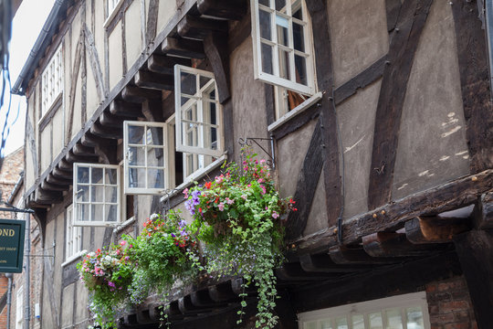 Fachwerkh&auml;user in York, England