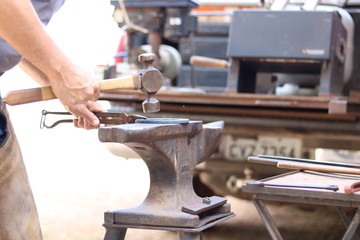 Horse Ferrier Working