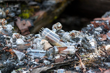 Obraz premium broken vacuum tubes
