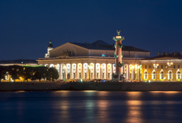 Fototapeta na wymiar Old Stock Exchange building on Vasilyevsky island at night, St. Petersburg, Russia