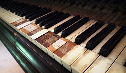 Old grunge piano closeup