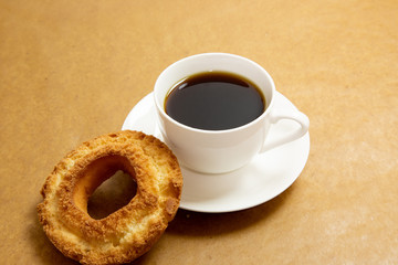 コーヒー　ドーナツ
