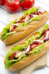 hot dog on a wooden table
