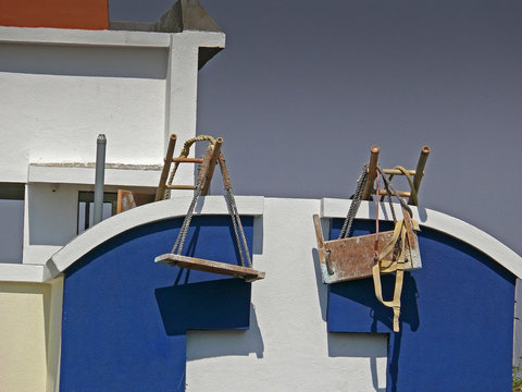 Cradles for working, external painting of a building