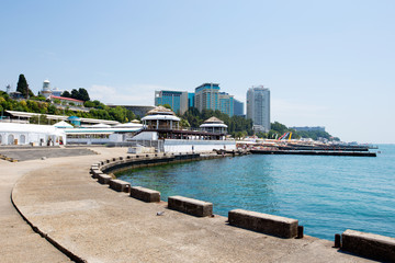 Fototapeta na wymiar View of the main waterfront of the city