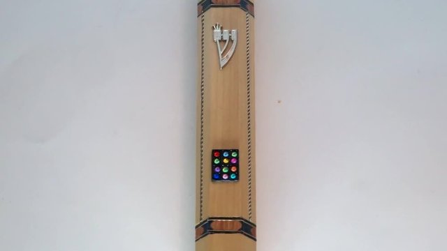 Juwish Mezuza in motion - judaica simbol