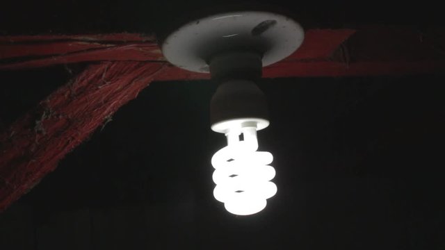 Encender un bombillo
