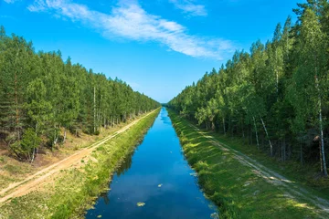 Papier Peint photo Canal Volga-Uvod Canal on a sunny summer day, Ivanovo Region, Russia.