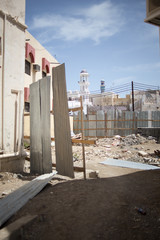 Oman Baustelle Schutt und Wellblech