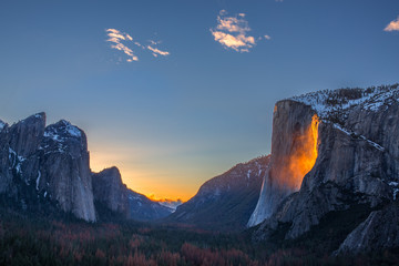 Yosemite Firefall - obrazy, fototapety, plakaty