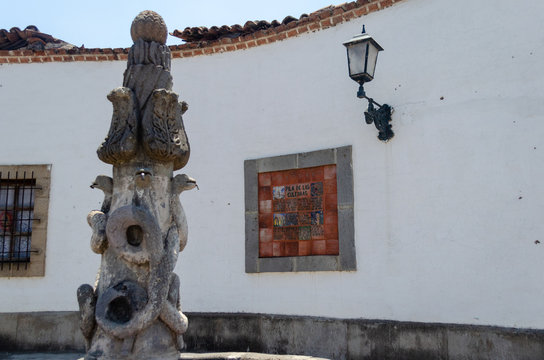 Pila de las culebras en Tapalpa, Jalisco M&eacute;xico