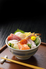 海鮮丼　Bowl of rice topped with sashimi. Japanese food.