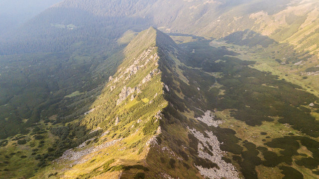 View of the mountains range from a bird's eye view