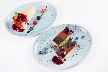 chocolate cake with berries