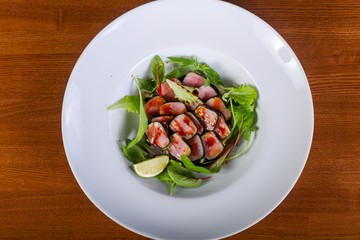 Tuna salad with lime