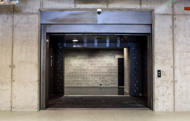 Entry to elevator, lift
