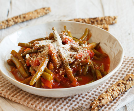Stewed french bean with tomato