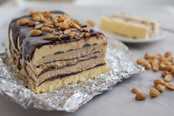 Schokoladen Erdnussbutter Semifreddo 