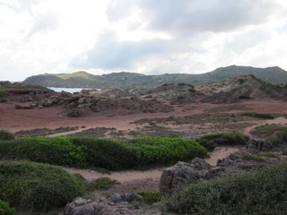 Fototapeta na wymiar Paisaje montañoso en la costa