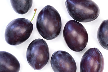 plums large ripe