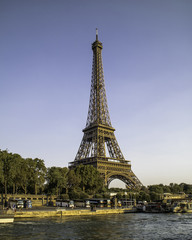 Fototapeta na wymiar Paris rio Sena