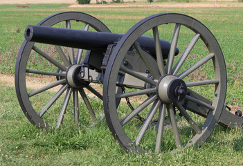 A single Cannon at Gettysburg PA