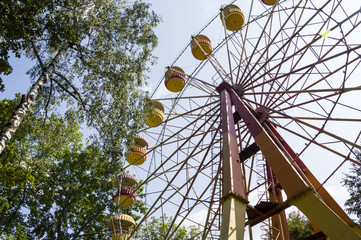 Ferris wheel park summer nature