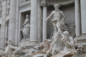 Fototapeta na wymiar Fontaine de trevi à Rome