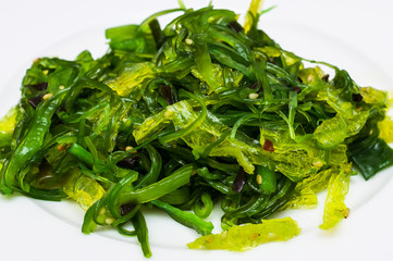 Japanischer Algensalat