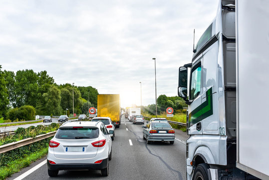 bouchons sur l'autoroute