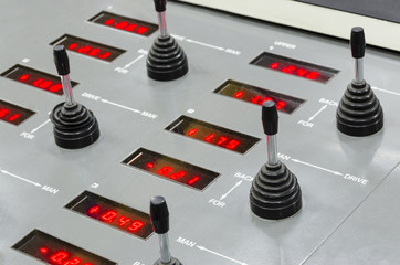 offset machine press print at table, registration key control unit