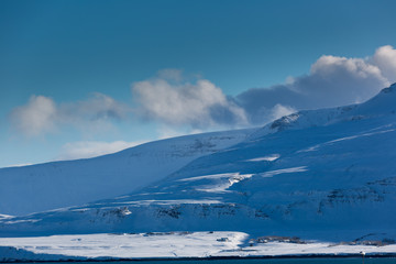 Fototapeta na wymiar Island im Winter