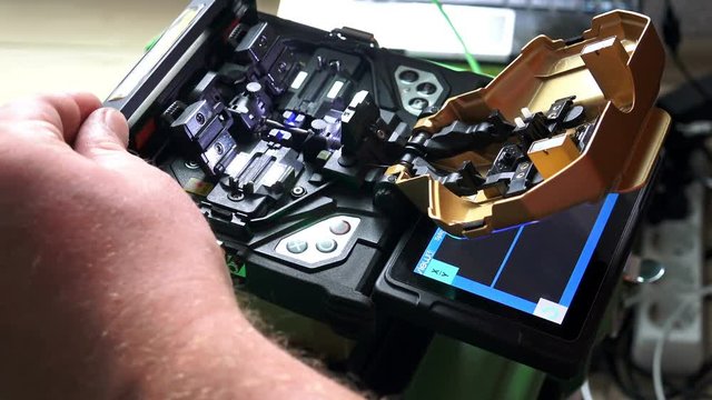 Mechanical Splice tool