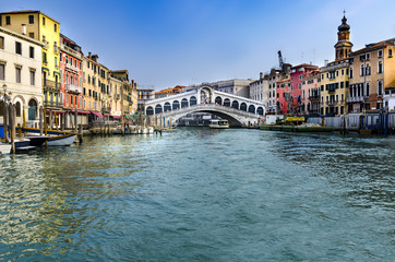 Ponte di Rialto (meaning Rialto Bridge) over the Grand Canal